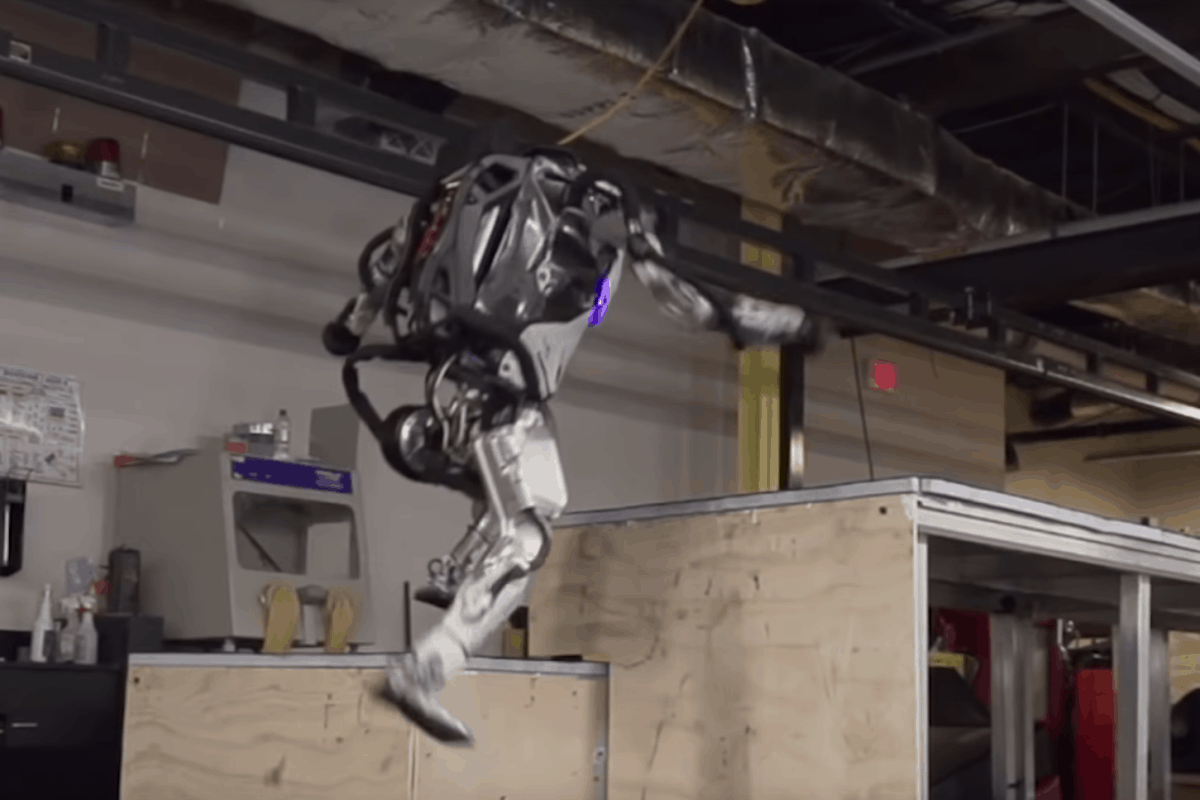 Watch Humanoid Robots Finish a Parkour Obstacle Course Robot Pet Friends