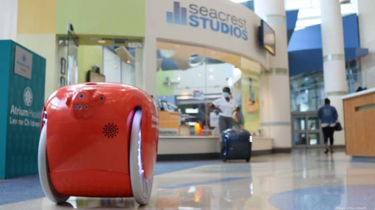 This Helper Robot is Brightening the Halls of a Top Children’s Hospital