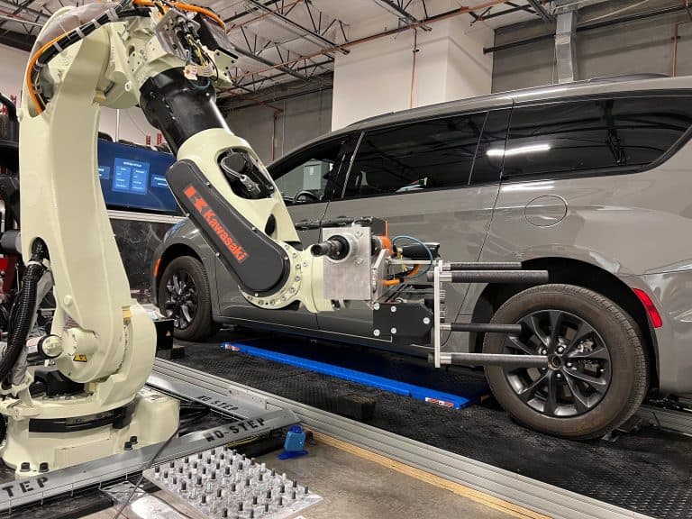 RoboTire is Revolutionizing the Tire-Changing Process Using Robots
