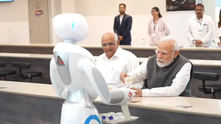 Prime Minister Narendra Modi’s Encounter with Robot Butler Goes Viral