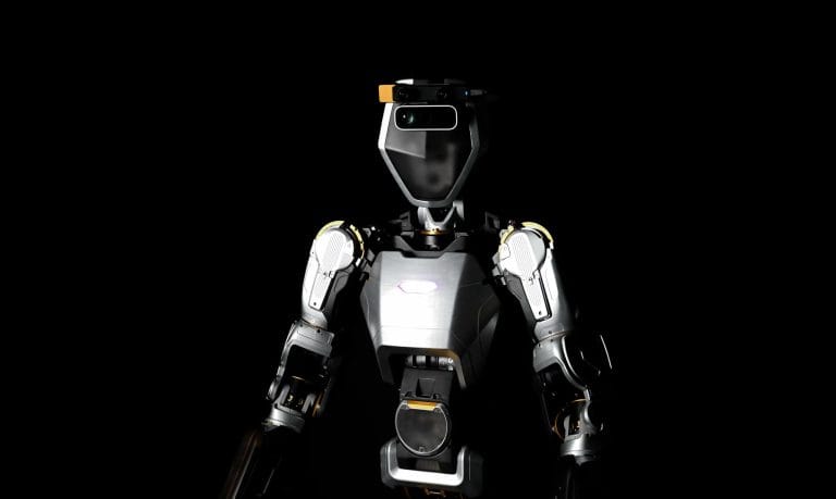Phoenix the Humanoid Robot from Sanctuary AI Learns Faster and Costs Less