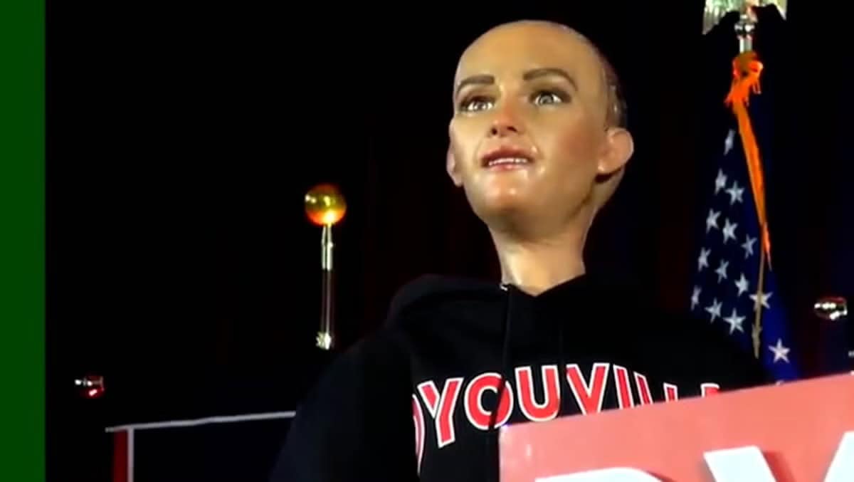 Sophia the Humanoid Robot Gives a Commencement Speech at D'Youville University, New York